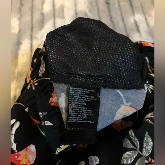 The North Face Women's Class V Shorts Size Large - Picture 8 of 13